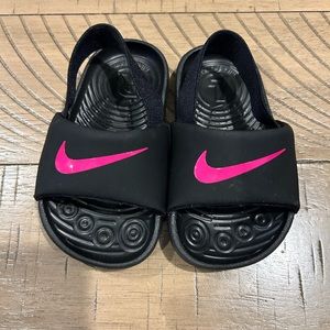 Toddler NIKE slides sandals 5C